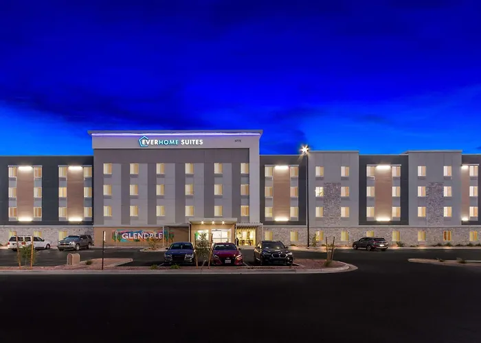 Everhome Sports Entertainment District By Choice Hotel Glendale