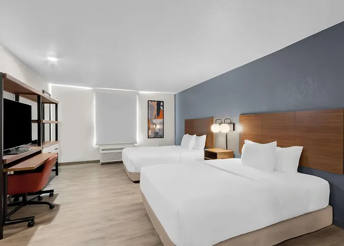 Everhome Sports Entertainment District By Choice 4*